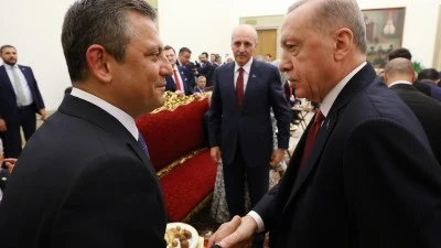 Cumhurbaşkanı Erdoğan'dan, &Ouml;zg&uuml;r &Ouml;zel'e dava