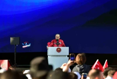 Cumhurbaşkanı Erdoğan,  d&uuml;zenlenen 13. Havacılık, Uzay ve Teknoloji Festivali&rsquo;ne katıldı