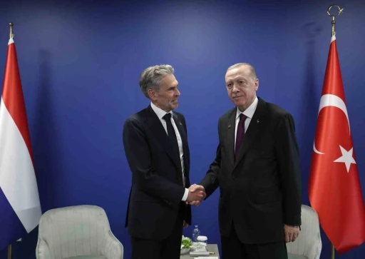 Cumhurbaşkanı Erdoğan, Hollanda Başbakanı Schoof ile g&ouml;r&uuml;şt&uuml;
