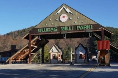 Cumhurbaşkanı Erdoğan imzaladı:  Uludağ Alan Başkanlığı'nda g&ouml;rev değişimi