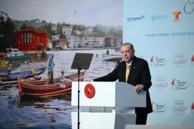 Cumhurbaşkanı Erdoğan: İstanbul'a olan sevdamız bitmeyecek!