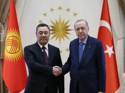 Cumhurbaşkanı Erdoğan, Kırgızistan Cumhurbaşkanı Caparov ile g&ouml;r&uuml;şt&uuml;