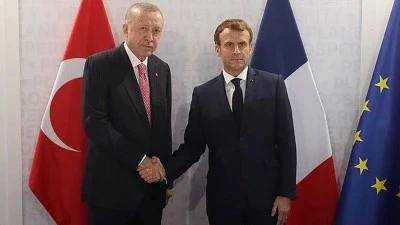 Cumhurbaşkanı Erdoğan Macron&rsquo;la g&ouml;r&uuml;şt&uuml;