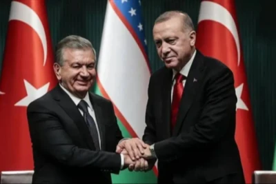 Cumhurbaşkanı Erdoğan &Ouml;zbekistan Cumhurbaşkanı Mirziyoyev ile g&ouml;r&uuml;şt&uuml;