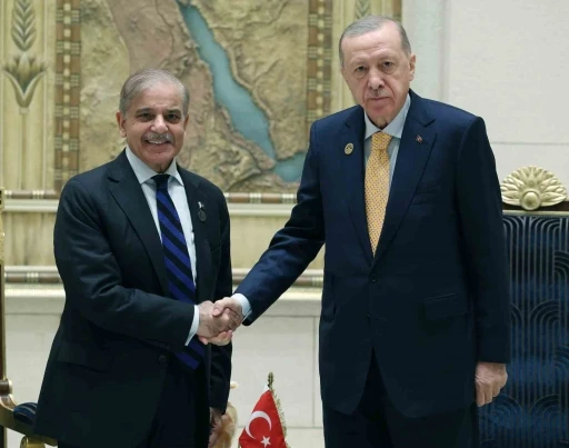 Cumhurbaşkanı Erdoğan, Pakistan Başbakanı Şerif ile g&ouml;r&uuml;şt&uuml;
