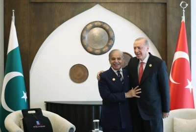 Cumhurbaşkanı Erdoğan, Pakistan Başbakanı Şerif ile g&ouml;r&uuml;şt&uuml;