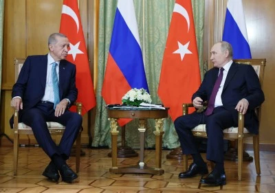 Cumhurbaşkanı Erdoğan, Putin ile g&ouml;r&uuml;şt&uuml;