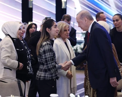 Cumhurbaşkanı Erdoğan: "&Ccedil;atışmaların acısını en &ccedil;ok kadınlar &ccedil;ekiyor"