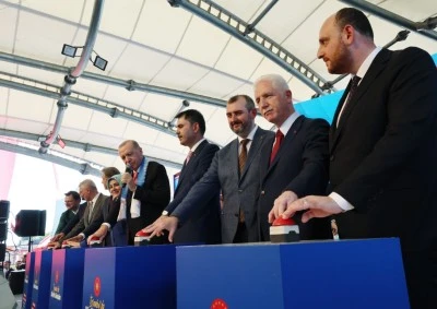 Cumhurbaşkanı Erdoğan "G&uuml;ndemlerinde mutlak butlan var ama kentsel d&ouml;n&uuml;ş&uuml;m yok"