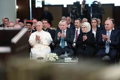 Cumhurbaşkanı Erdoğan: "İnsanlık ailesi olarak Filistin halkına en b&uuml;y&uuml;k borcumuz adalettir"