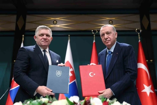 Cumhurbaşkanı Erdoğan: "(Rusya-Ukrayna savaşı) T&uuml;rkiye olarak &uuml;zerimize ne d&uuml;ş&uuml;yorsa yaparız"
