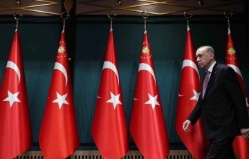 Cumhurbaşkanı Erdoğan: "SSK ve Bağ-Kur emeklisi aylıklarına ilave y&uuml;zde 5 daha artış yapacağız"
