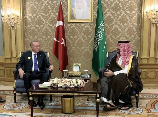 Cumhurbaşkanı Erdoğan, Suudi Arabistan Veliaht Prensi Muhammed Bin Selman ile g&ouml;r&uuml;şt&uuml;
