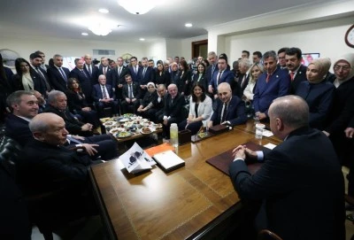 Cumhurbaşkanı Erdoğan, TBMM&rsquo;de siyasi parti genel başkanları ile g&ouml;r&uuml;şt&uuml;