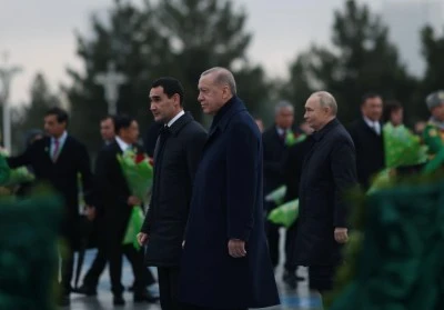 Cumhurbaşkanı Erdoğan T&uuml;rkmenistan'da 