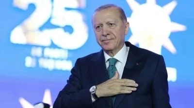 Cumhurbaşkanı Erdoğan: &Uuml;niversite eğitimine başlayacak gen&ccedil;lerimizi tebrik ediyorum