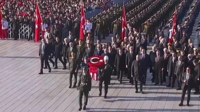 Cumhurbaşkanı Erdoğan ve devlet erkanı Ata'nın huzurunda