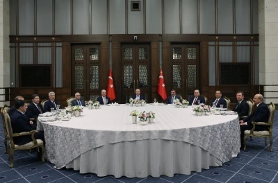 Cumhurbaşkanı Erdoğan, yasama, y&uuml;r&uuml;tme ve yargı organlarının temsilcileriyle g&ouml;r&uuml;şt&uuml;