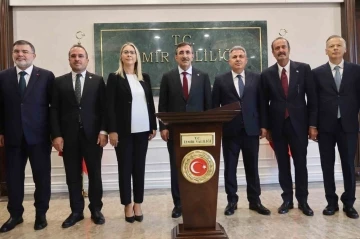 Cumhurbaşkanı Yardımcısı Yılmaz İzmir Valiliği&rsquo;ni ziyaret etti
