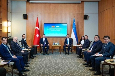Cumhurbaşkanı Yardımcısı Yılmaz, &Ouml;zbekistan Başbakan Yardımcısı Ku&ccedil;karov ile g&ouml;r&uuml;şt&uuml;
