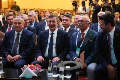 Cumhurbaşkanı Yardımcısı Yılmaz: "Cari a&ccedil;ığımızın b&uuml;y&uuml;k bir b&ouml;l&uuml;m&uuml;n&uuml;n enerjiden kaynaklandığını g&ouml;r&uuml;yoruz"
