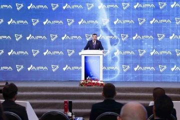 Cumhurbaşkanı Yardımcısı Yılmaz: &ldquo;Yapay zeka &ccedil;alışma hayatını derinden etkileyecek&rdquo;
