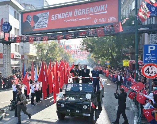 Cumhuriyet Bayramı&rsquo;nda Bursa&rsquo;da coşkulu kutlamalar