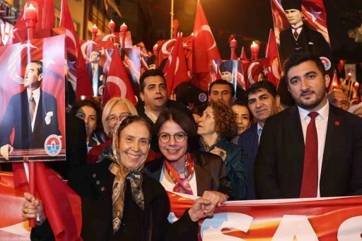 Cumhuriyet&rsquo;in 101&rsquo;inci yılı Maltepe&rsquo;de coşkuyla kutlandı
