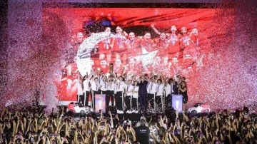 Cumhuriyet&rsquo;in 100. yılında d&uuml;nya voleyboluna T&uuml;rkiye damgası