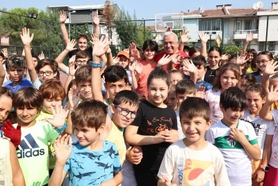 Cumhuriyetin &ccedil;ocukları Nil&uuml;fer'de yetişiyor!