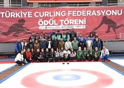 Curling 2. liginde şampiyonlar belli oldu
