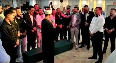 Damada &ouml;lmeden cenaze t&ouml;reni d&uuml;zenlediler