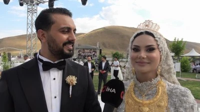 Damada yaklaşık 20 milyon TL, geline kilolarca altın takıldı