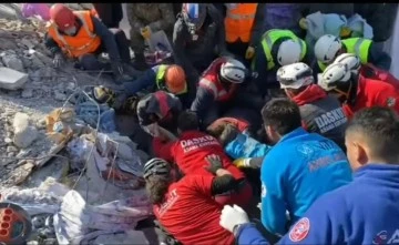 DASKUT HEM DEPREM B&Ouml;LGESİNDE HEM DE BURSA'DA SAHADA