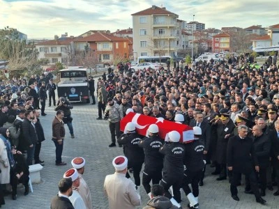 DEAŞ operasyonunda şehit olan polis Ko&ccedil;yiğit, Ankara&rsquo;da son yolculuğuna uğurlandı