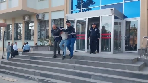 Dedesi ile babaannesini &ouml;ld&uuml;ren zanlı tutuklandı