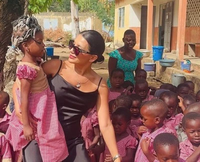 DEİK&rsquo;in Togo krali&ccedil;esi Abide G&uuml;lel Saral 