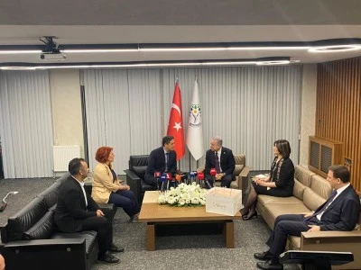 DEM Parti ve MHP bayramlaşmasında &ouml;ne &ccedil;ıkanlar!