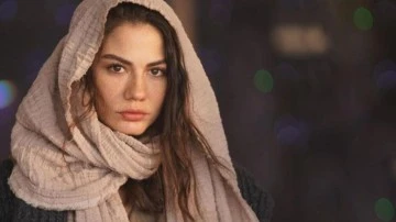 Demet &Ouml;zdemir'e &ouml;vg&uuml; &uuml;st&uuml;ne &ouml;vg&uuml; 