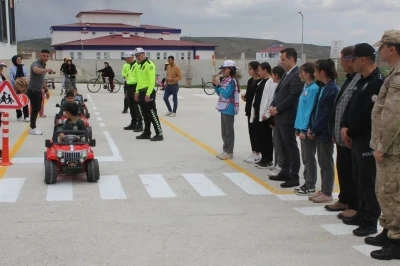 Demir&ouml;z&uuml;&rsquo;nde Trafik Hastası etkinlikleri
