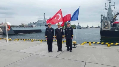 Deniz Kuvvetleri Komutanı Tatlıoğlu, Polonya Deniz Kuvvetleri Komutanı Ziemianski ile g&ouml;r&uuml;şt&uuml;