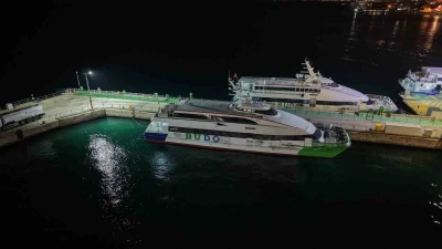 Deniz otob&uuml;s&uuml; seferlerine olumsuz hava engeli