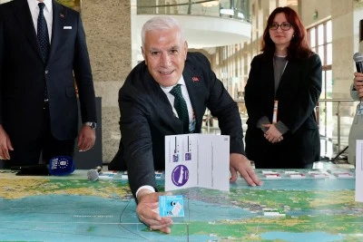 Denizden &ccedil;ıkan atıklar Marmara Forum&rsquo;da sergilendi