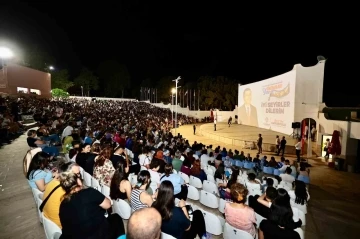 Denizli B&uuml;y&uuml;kşehir ile a&ccedil;ık hava sinema g&uuml;nleri devam ediyor
