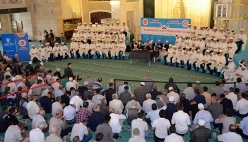 Denizli&rsquo;de 53 hafız i&ccedil;in hafızlık icazet merasimi d&uuml;zenlendi
