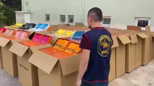 Denizli&rsquo;de d&uuml;nya markalarına ait 38 milyonluk lisansız &uuml;r&uuml;n&uuml; ele ge&ccedil;irildi
