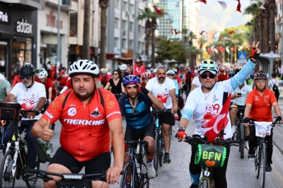 Denizli&rsquo;de Pedallar Umut İ&ccedil;in D&ouml;nd&uuml;