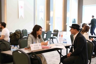 Denizlili firmalar ticaret m&uuml;şavirleriyle birebir g&ouml;r&uuml;şt&uuml;
