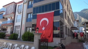 Denizlili şehidin evinde h&uuml;z&uuml;n hakim
