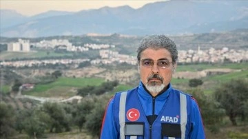 Deprem b&ouml;lgesinde kilometrelerce uzunluğunda sıvılaşma tespit edildi